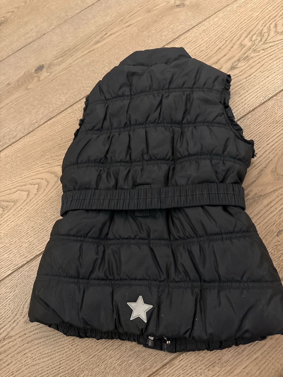 Altro abbigliamento per bambina: Winterweste/ Reitweste Gr. 128, 146 – Usato da Birmensdorf ZH venduto da Duraj 2