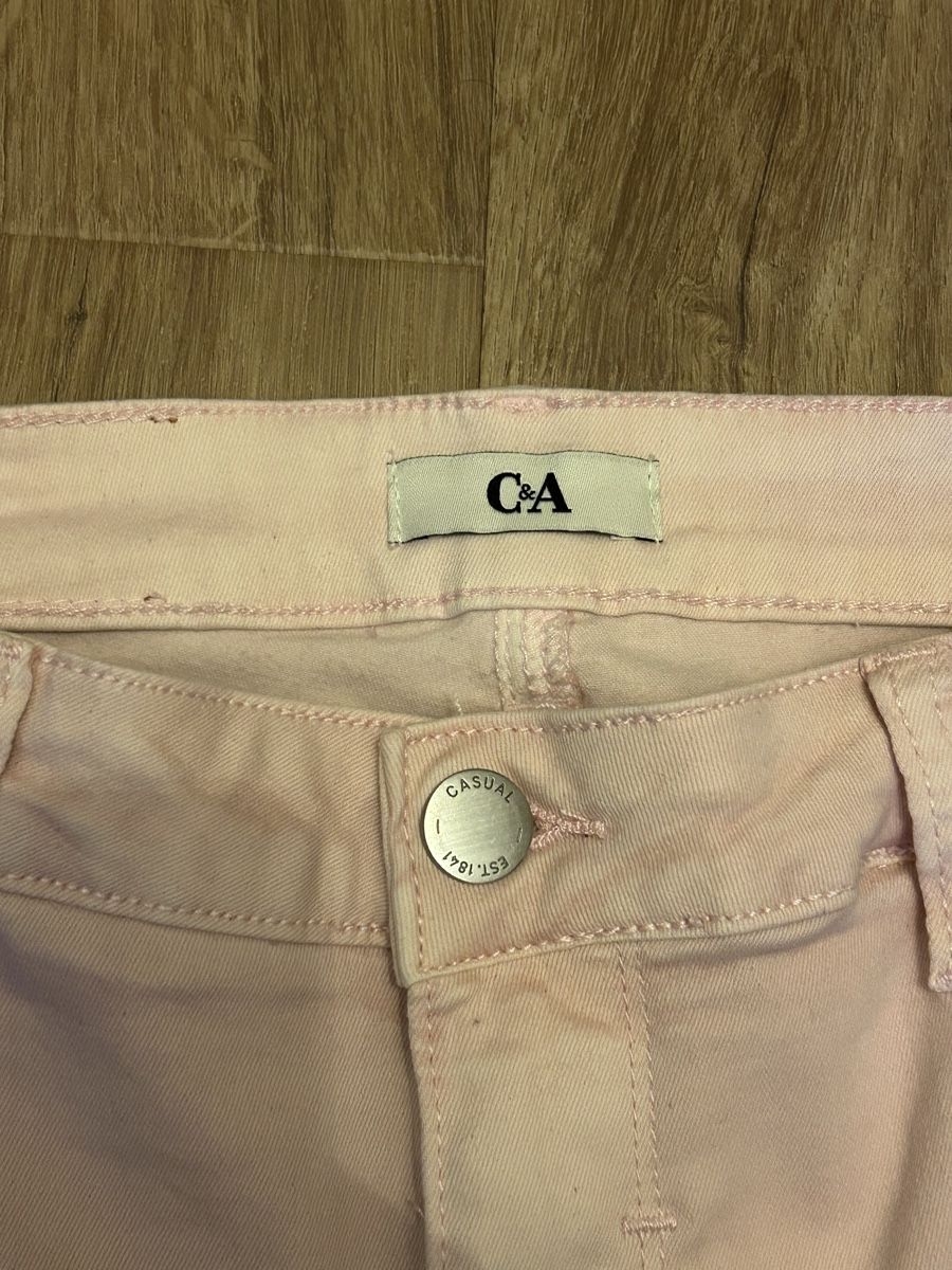 C&A Hosen: Pantalon rose 3/4 C&A – Neu (gemäss Beschreibung) aus Yverdon-les-Bains von Little_M0nster 1