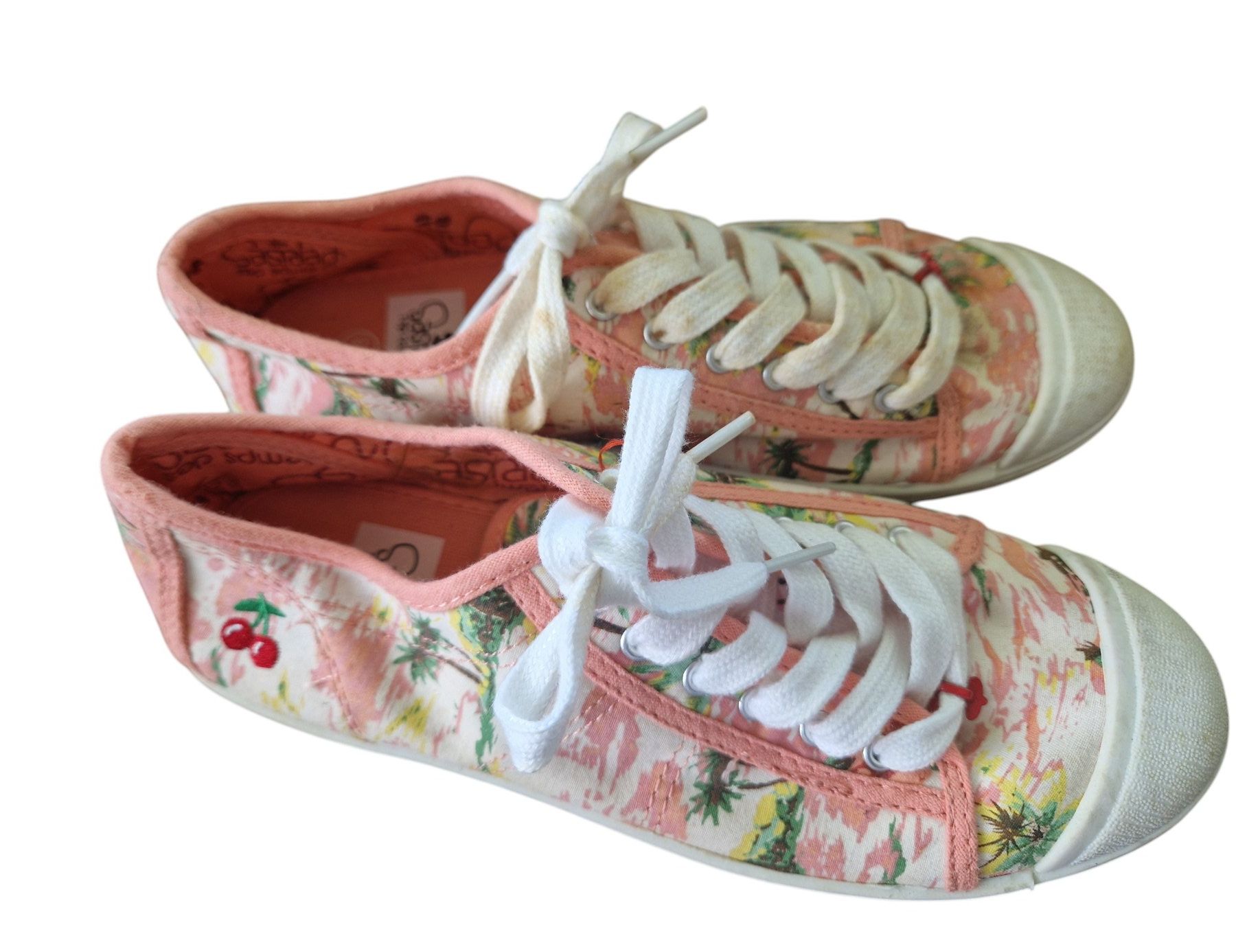 Scarpe da donna: Vintage Sneaker – Usato da Mörschwil venduto da wunderkiste44