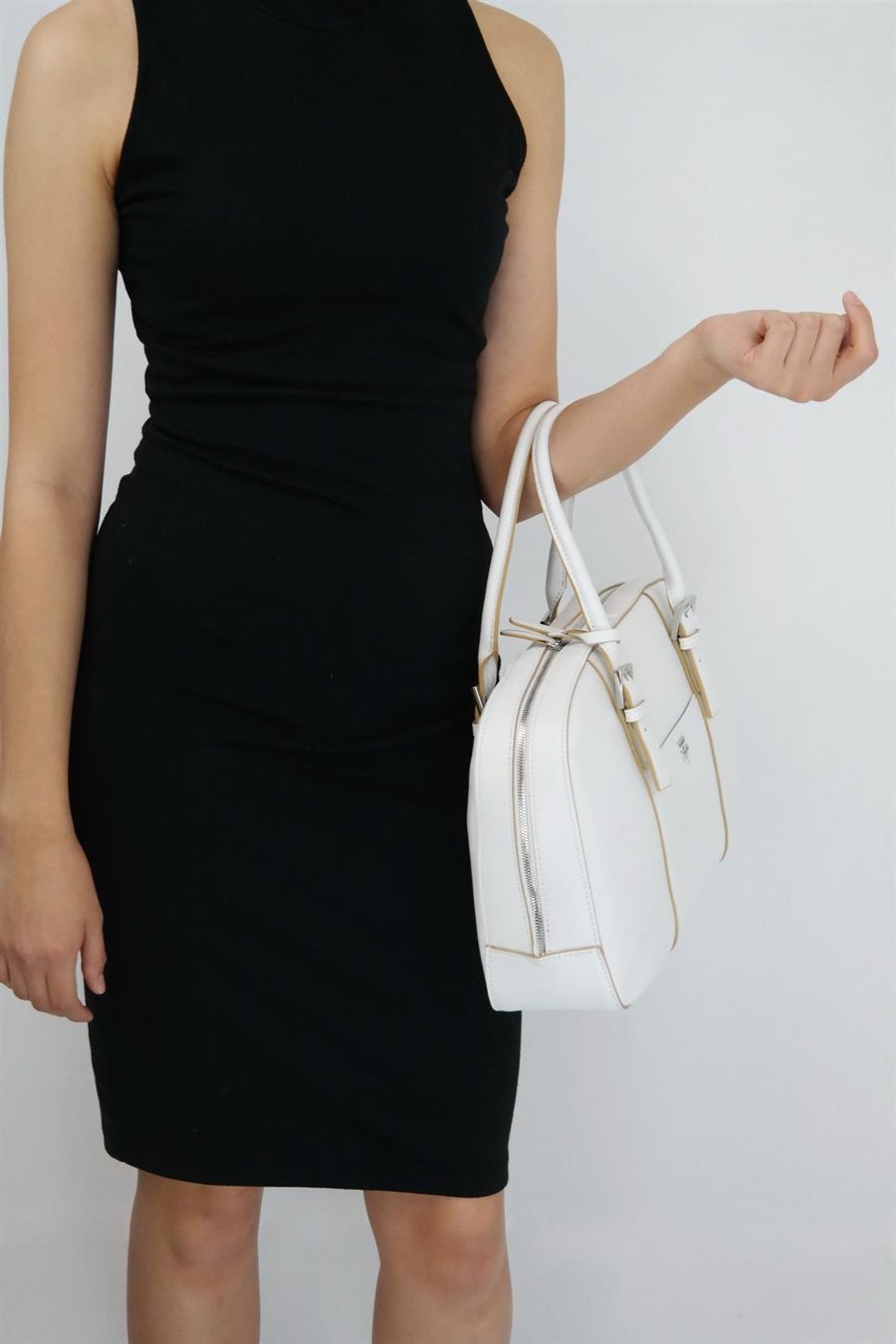 Valigie & Borse: Tasche Ledertasche/Echtes Leder/Laptoptasche/ weiss /NEU – Nuovo e nell'imballaggio originale da Wohlenschwil venduto da ABC-Vintage 1