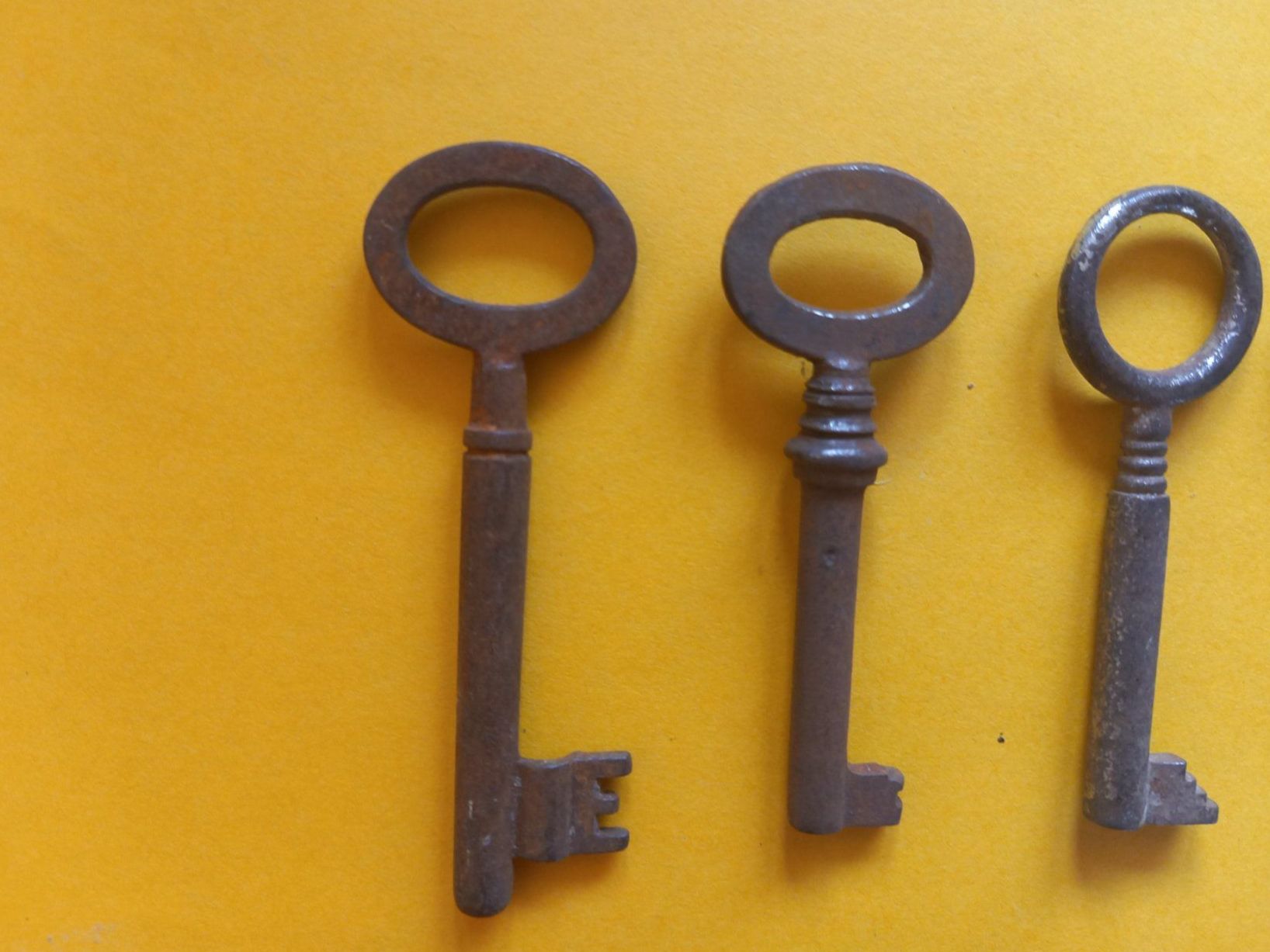 Chiavi: Lot de 10 diverses anciennes clefs – Usato da Rossens FR venduto da Souris1 6