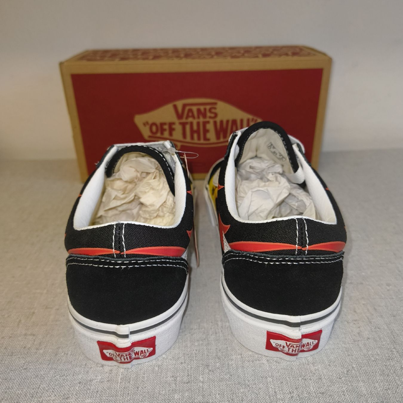 Vans Scarpe da uomo: Vans Old Skool Flame. Grösse US 6.5 EURO 38.5 – Nuovo e nell'imballaggio originale da Uitikon Waldegg venduto da PJLS1 3