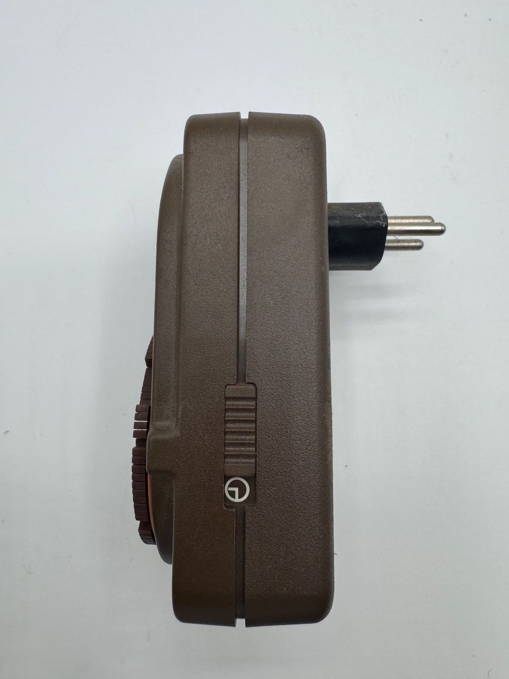 Interrupteurs: Diehl Timer Typ 863 Schaltuhr mit Stecker – D'occasion à Sachseln par BONATI01 4