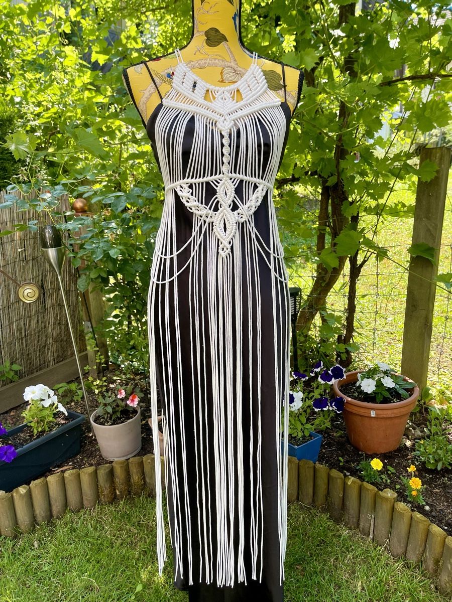 Kleider: 🌿 Makramee-Kleid – handgefertigter Boho-Traum🌞 – Neu und originalverpackt aus Adliswil von Ajoure_Atelier 5