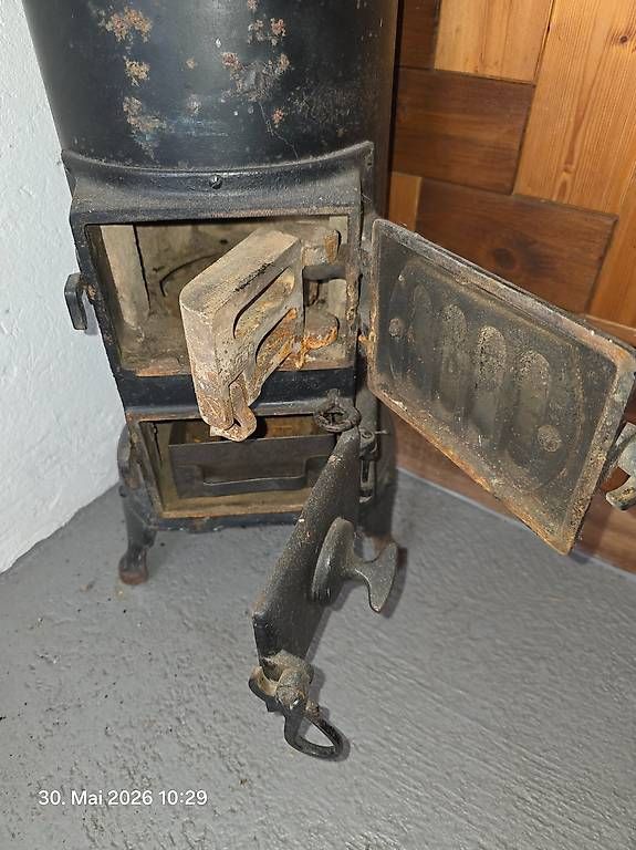 Altri mobili d'antiquariato: Kanonenofen "Sursee" – Usato da Buttisholz venduto da foxi71 1