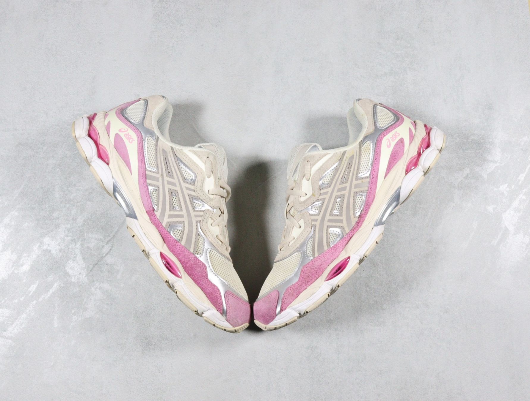 Asics Scarpe da uomo: Asics Gel Nyc Pink Cream – Usato da Lausanne venduto da Kallista-Atelier