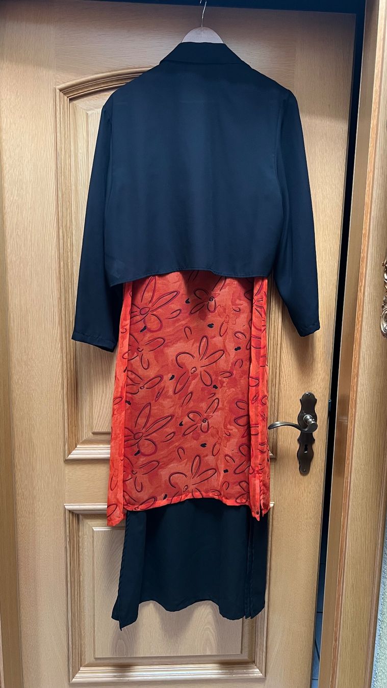 Vestiti: Abend oder Sommerkleid mit Jäckli, Grösse 42, Top Zustand – Usato da Schübelbach venduto da Dolly990_2 1