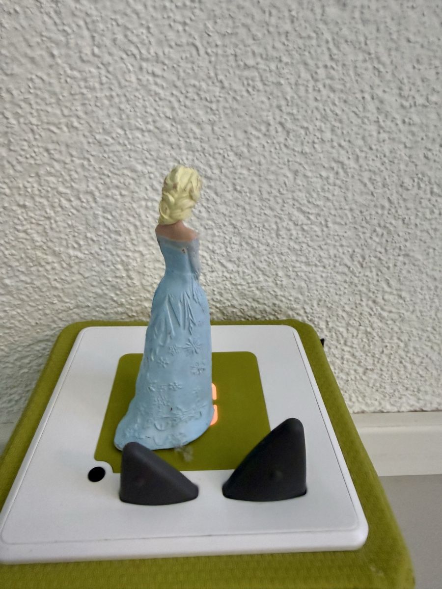 Tonies Figurines: Toniefigur - Elsa die Eiskönigin – D'occasion à Muri AG par proxy_00 1
