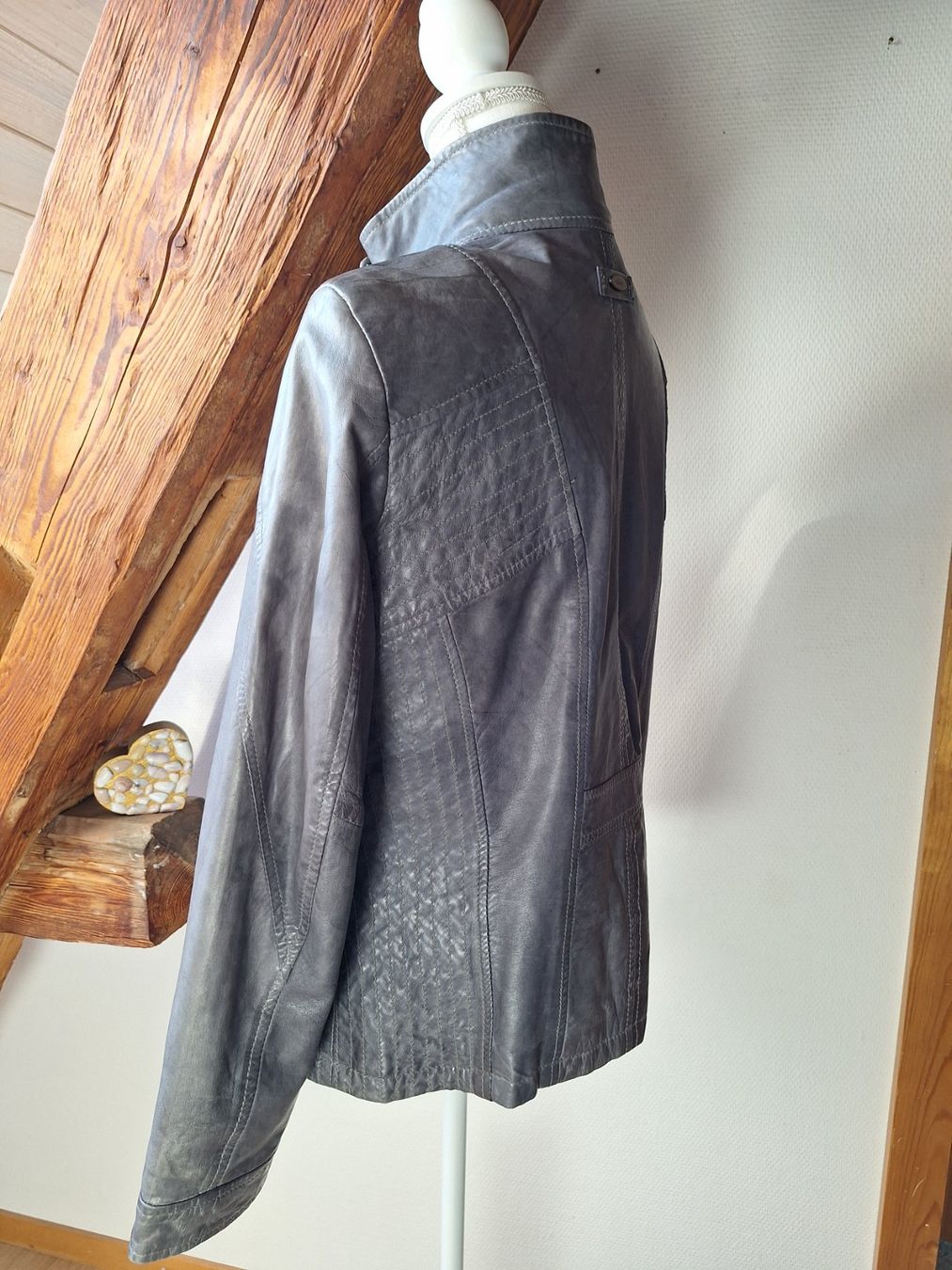 Jacken: Schicke Damen Lederjacke Gr. 40 Grau – Neu (gemäss Beschreibung) aus Reinach AG von silver_65 2