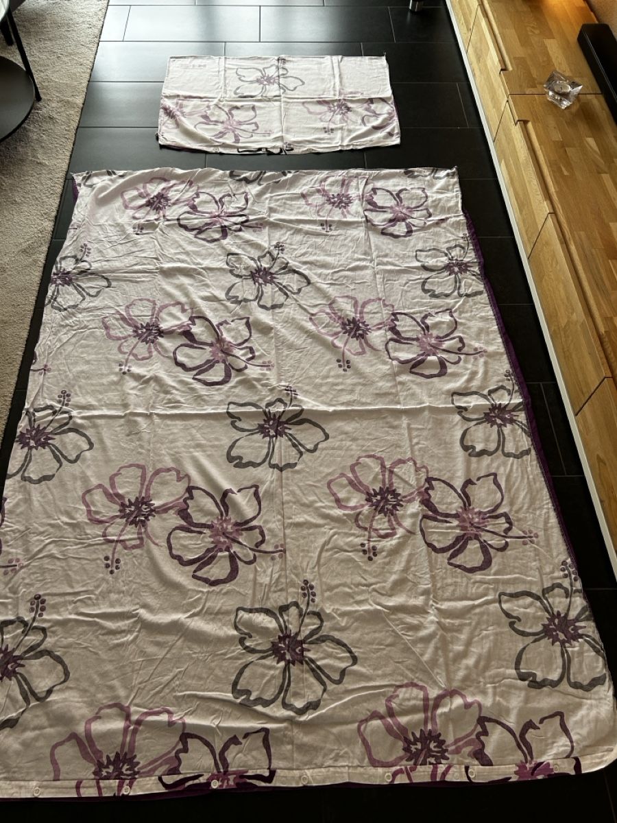Tessuti: H.I.S. Bettwäsche mit Blumenmuster, 160x210cm – Usato da Oberrüti venduto da silvester3112