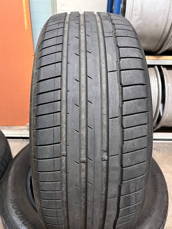 Hankook Pneus & Kompletträder: Hankook 255 50 19 & 235 55 19 – Gebraucht aus freienbach von gatuzo 1
