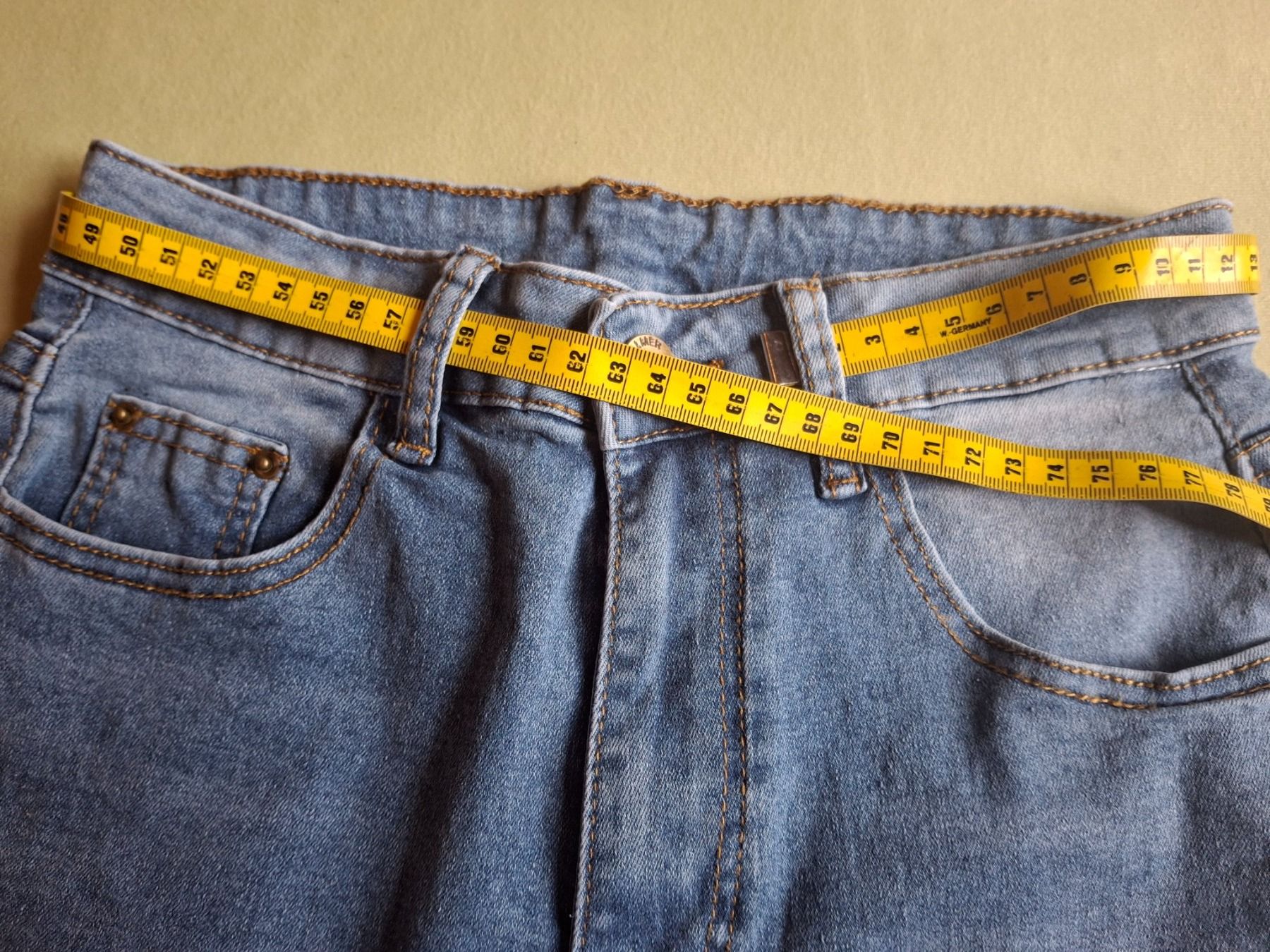 Jeans: Pantalon jeans bleu taille S 85% coton – Usato da Villiers venduto da san_jn5w 8