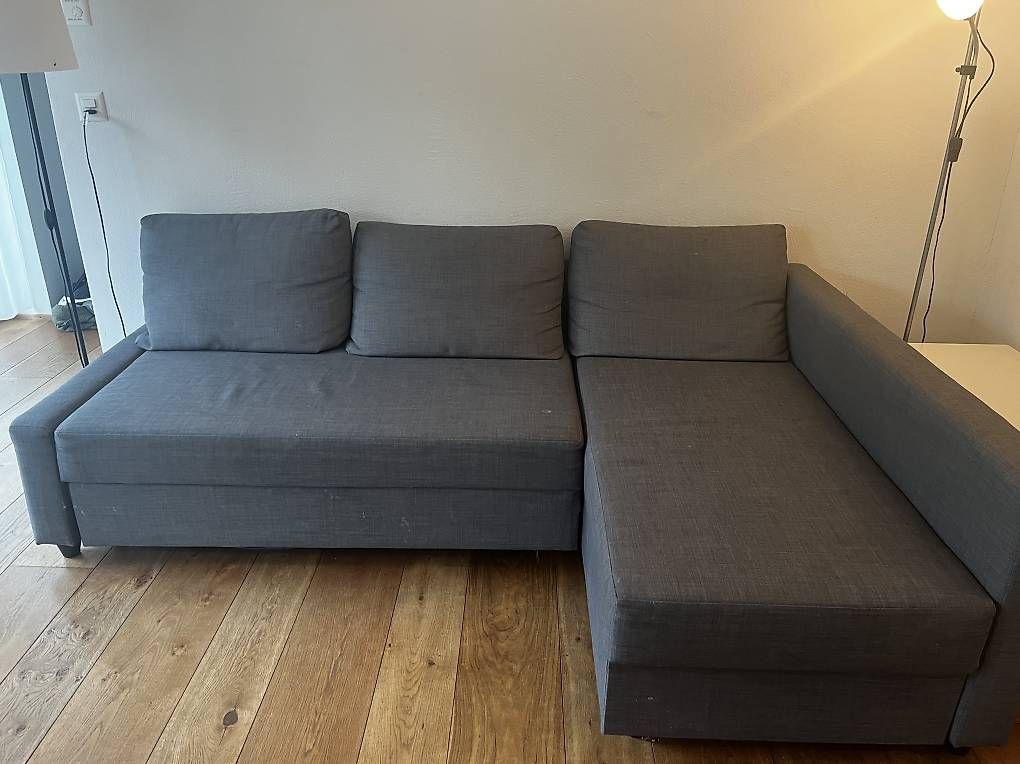Ikea Divani: IKEA Sofa Friheten dunkelgrau – Usato da Rüti venduto da karinafaeh