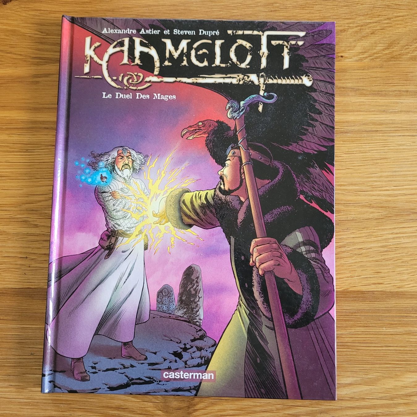 Fumetti: BD EO Kaamelott 6. Le Duel Des Mages – Usato da Biel/Bienne venduto da Destockweb