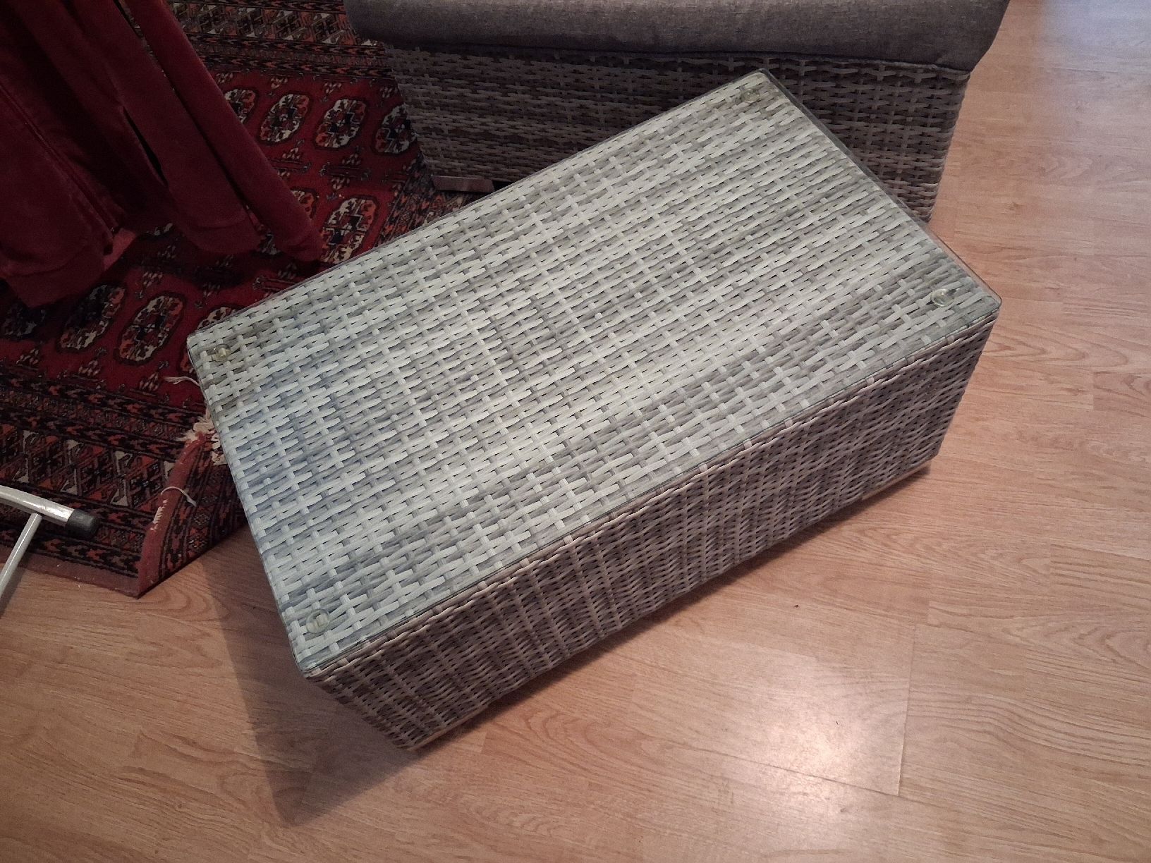 Sofas: Gartenlounge Rattan Optik grau Ecksofa mit Hocker – D'occasion à Zürich par oberstaffel 1