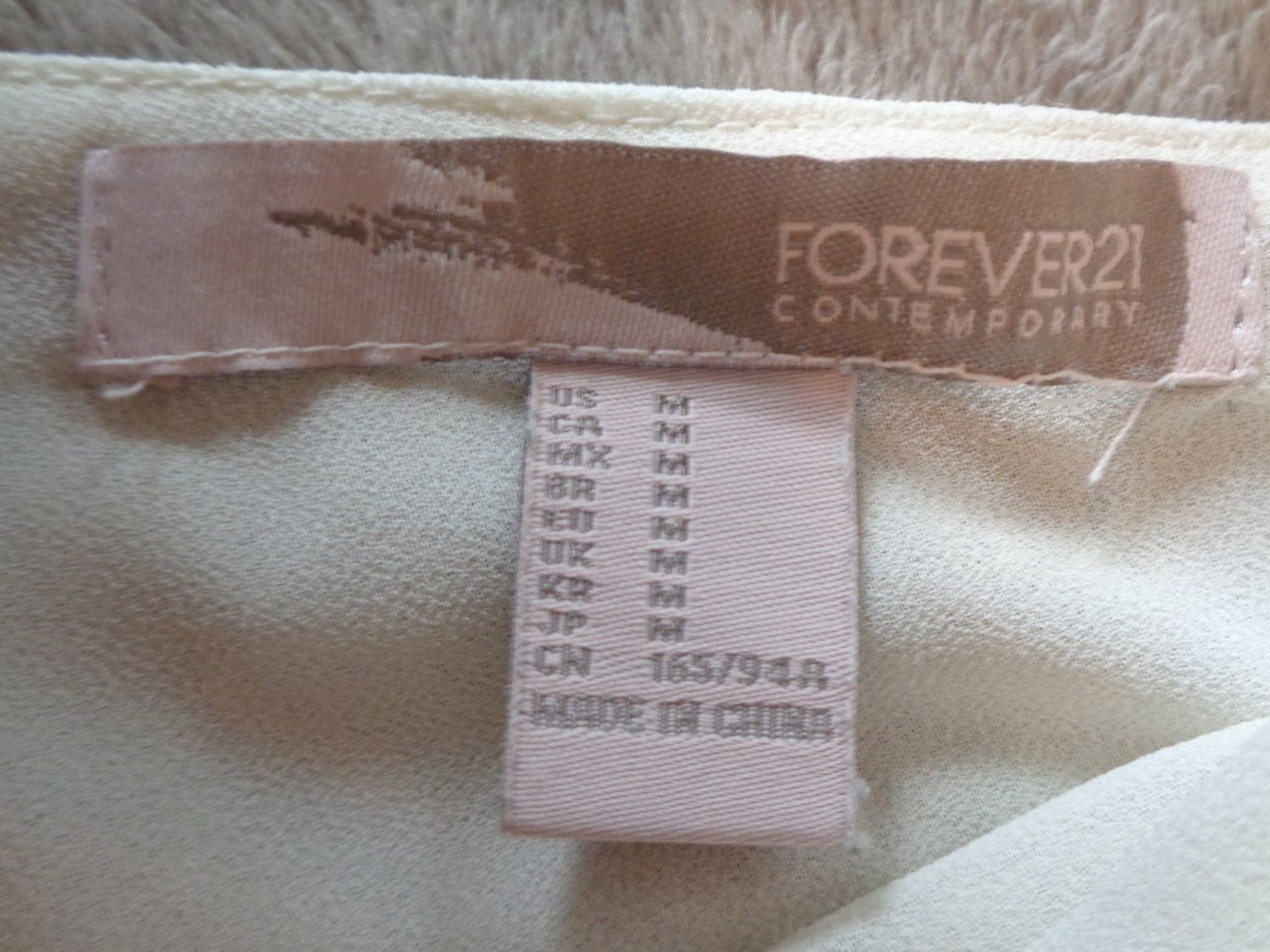Camicette: Damen Bluse langarm cremeweiss Grösse M, Forever21! – Nuovo (secondo la descrizione) da Bottenwil venduto da topshop 5