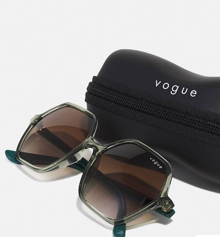Vogue Occhiali & Lenti: Vogue Sonnenbrille grün – Usato da Baar venduto da Branka3