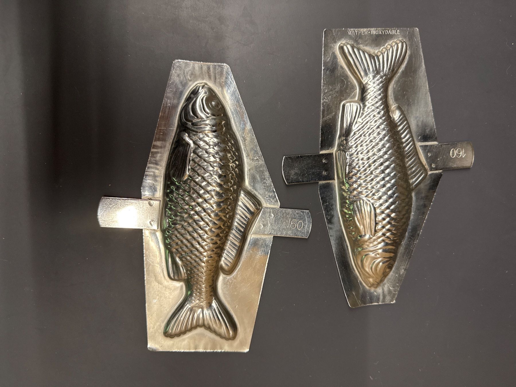 Teglie da forno: Moule chocolat schokoladenform poisson 16cm – Usato da Lajoux JU venduto da Briard0