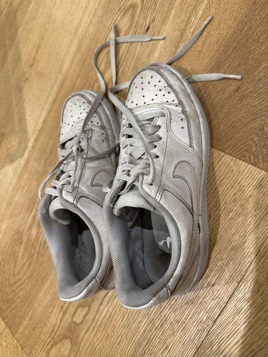 Nike Scarpe da uomo: Nike Turnschuhe weiss Grösse 40 gebraucht – Usato da Bern venduto da Klaas06 6