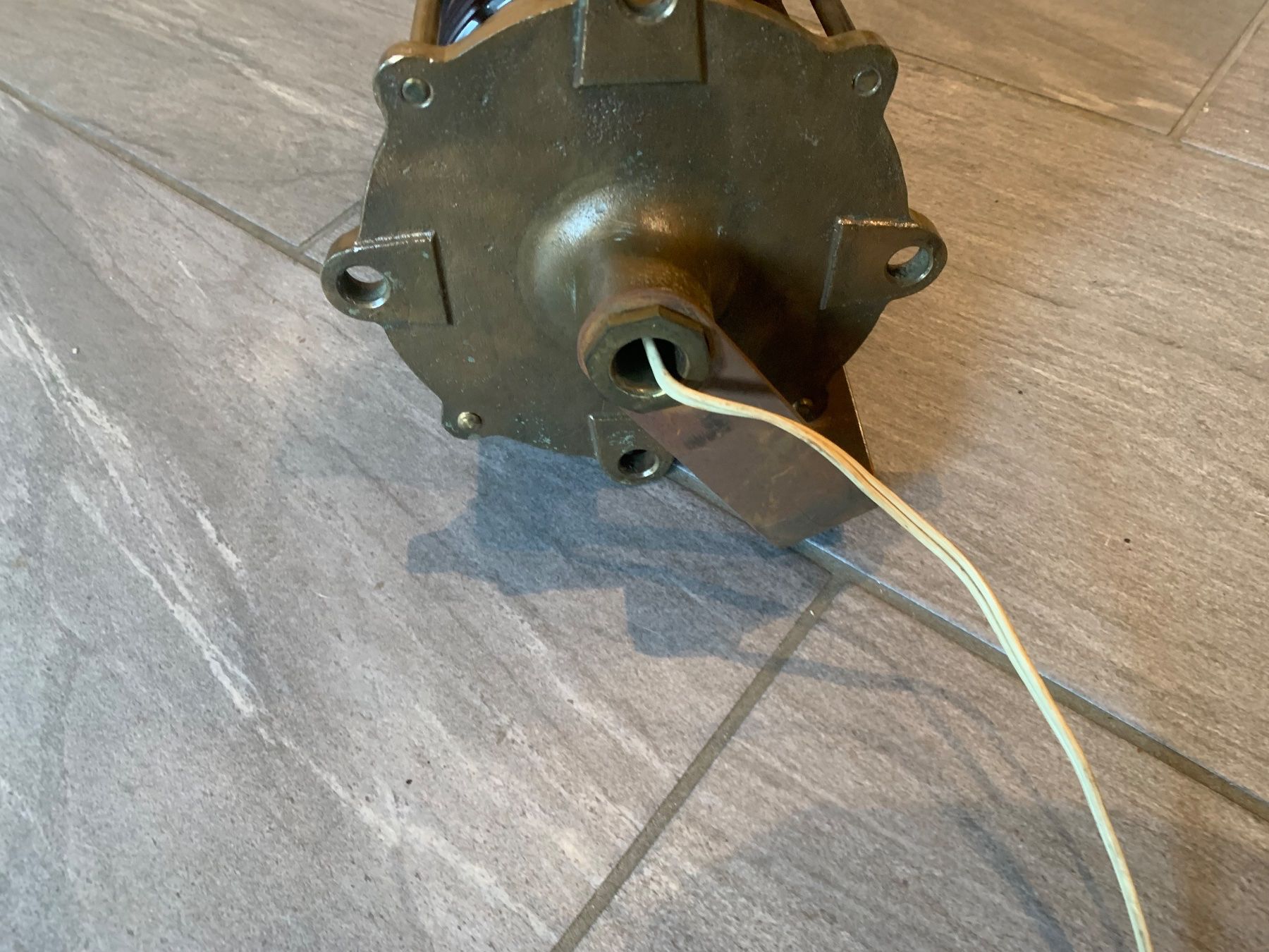 Lampade: Lampe laiton bateau – Usato da Neuchâtel venduto da Aquila99 3