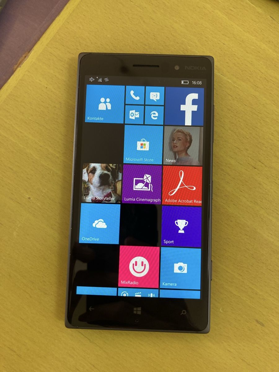 Nokia Handys / Smartphones: Nokia Lumia 830 Windows 10 Handy – Gebraucht aus Flawil von rcnkr