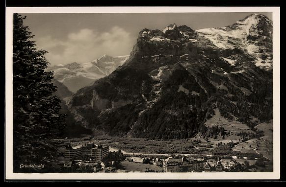 Cartoline postali: AK Grindelwald, Ortspartie mit Hotel – Usato da Berlin venduto da bartko-reher