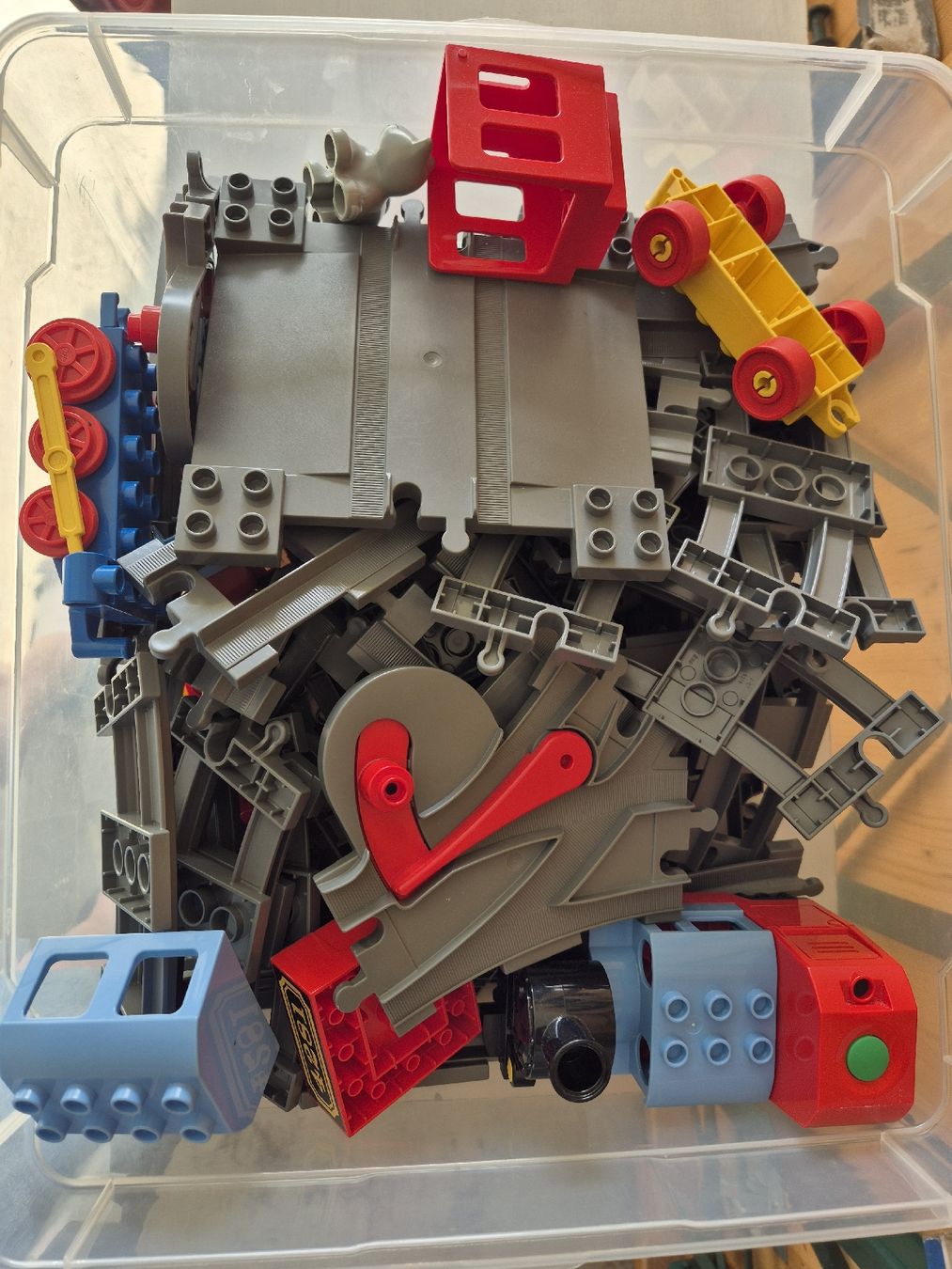 Lego Giocattoli: Grosses Lego Duplo Eisenbahn Set! – Usato da Hindelbank venduto da si211281