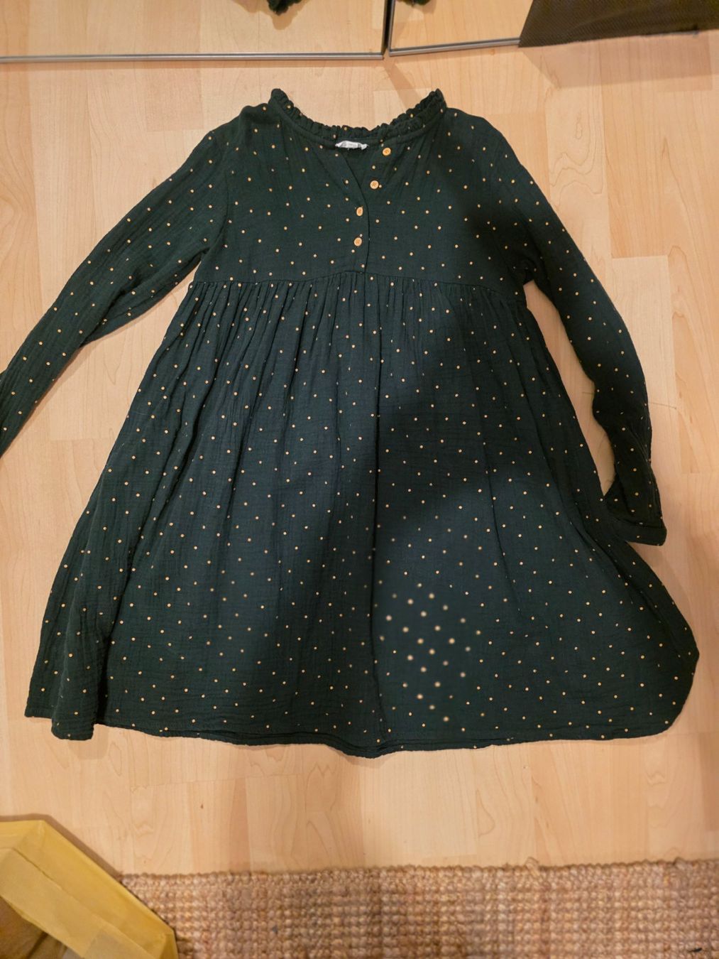 Vestiti & Gonne: Dunkelgrünes Kleid mit Sternen, – Usato da Dietlikon venduto da rafcie