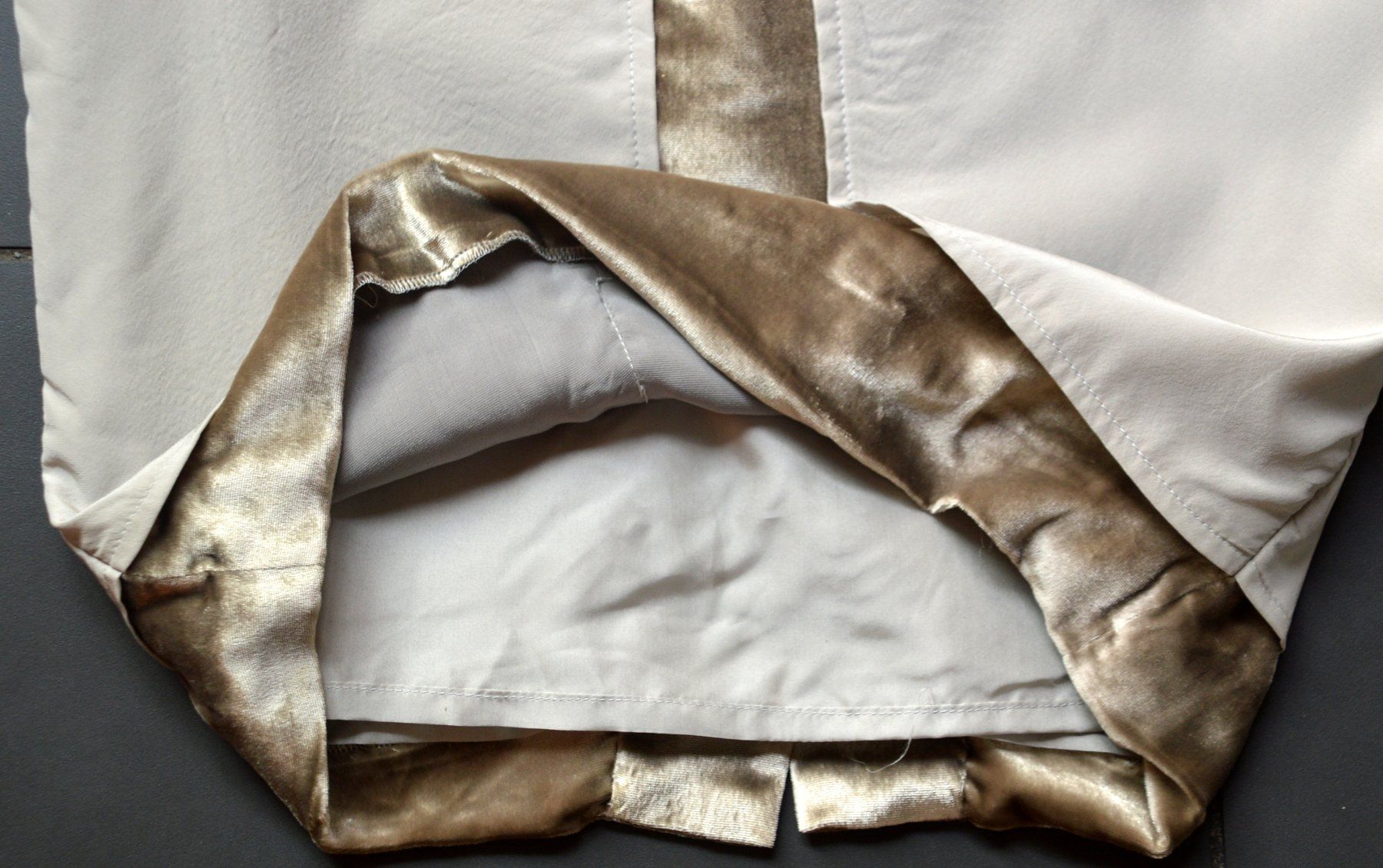 Saint Laurent Röcke: Yves Saint Laurent Rock / jupe .36 – Gebraucht aus Collonges von Auganien 1