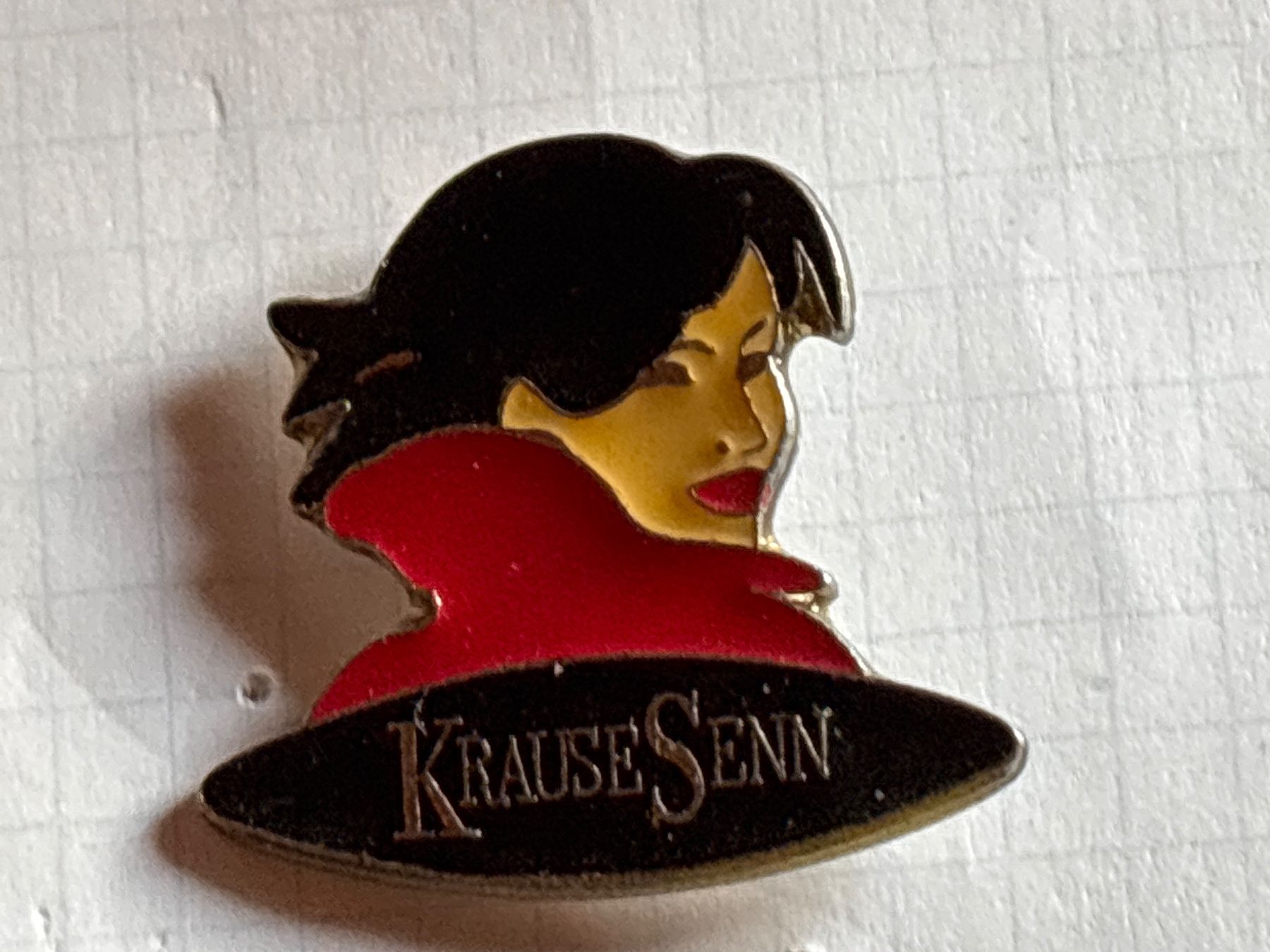 Plaketten & Abzeichen: Pin Krause Senn Frau – Gebraucht aus Lützelflüh-Goldbach von NicoleL.