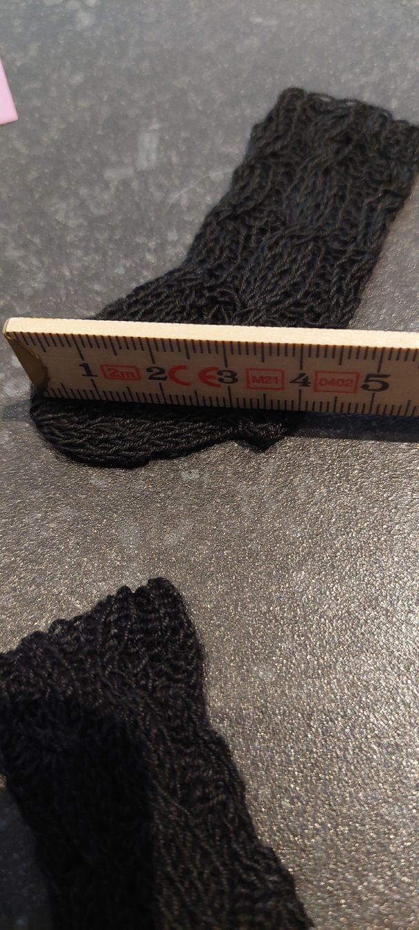 Puppen: 2Paar schwarze neue Puppensocken  – Neu (gemäss Beschreibung) aus Muri AG von nindo1 3
