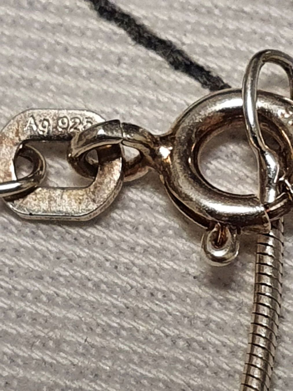 Ciondoli: Bling-Bling Anhänger an Schlangen-Kette – Usato da Wohlen AG venduto da palmsprings 5
