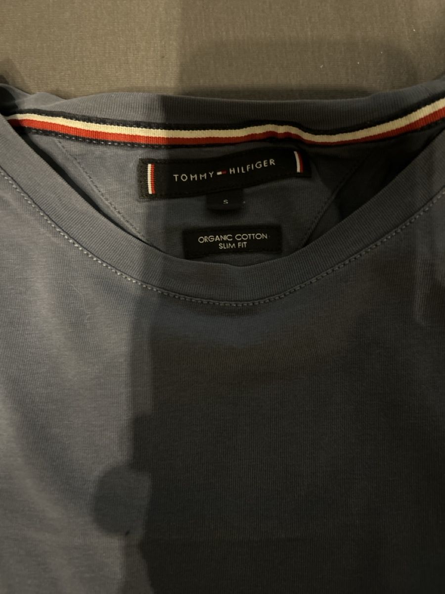 Tommy Hilfiger T-shirts: Tommy Hilfiger Tshirt – Neuf (Voir description) à Hünenberg See par nca_dmg6 3