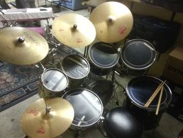 Schlagzeug zu verkaufen! Paiste Becken, Top Zustand!