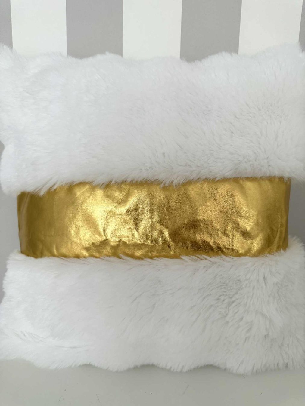 Coussins: Deko Kissenbezug Fellimitat – Neuf (Voir description) à Bern par Miraitrading