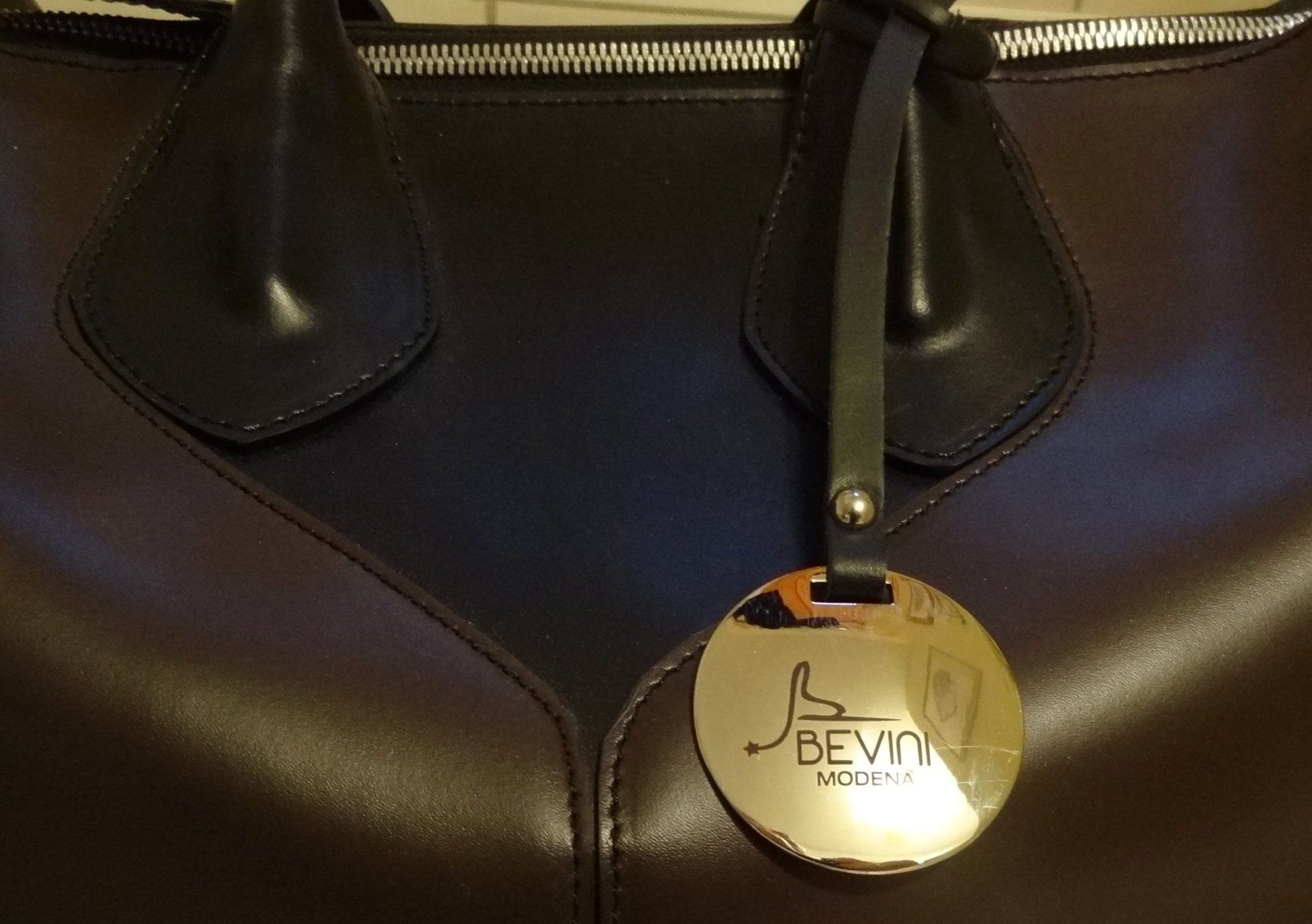 Borse da donna: BEVINI  MODENA TASCHE LEDER NEU – Nuovo (secondo la descrizione) da Läufelfingen venduto da Kamari