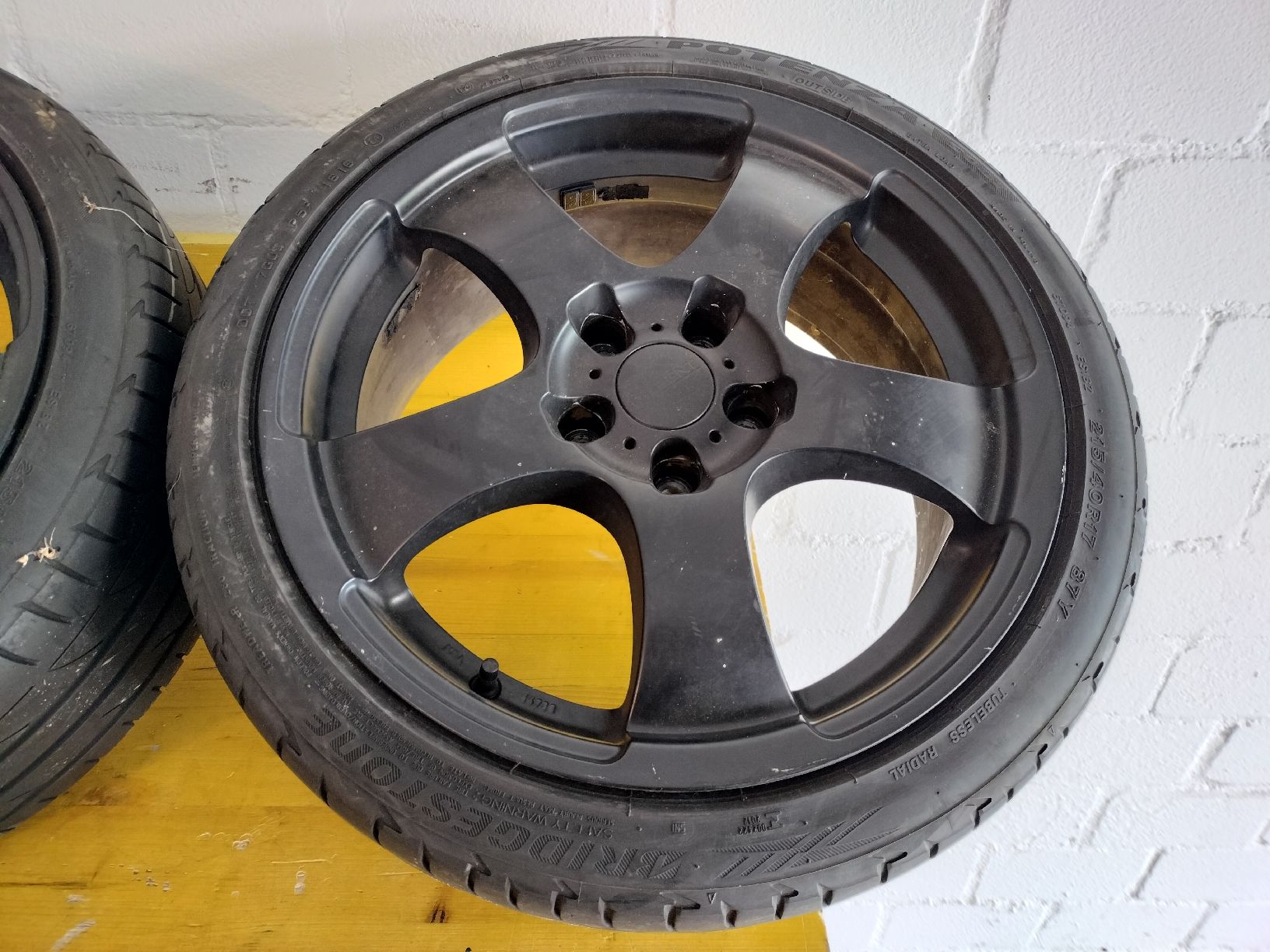 Pneumatici & Ruote complete: Komplett Räder zu verkaufen – Usato da Sempach venduto da Klara9 4