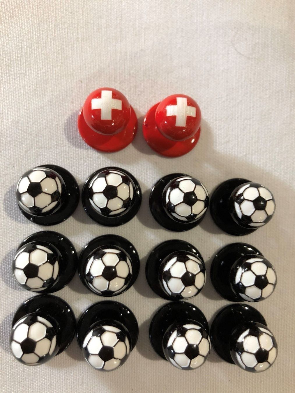 Küchengeräte: 14er Satz Steckknöpfe Schweizer Nati Mix – Neu und originalverpackt aus Gossau SG von Sombat 1
