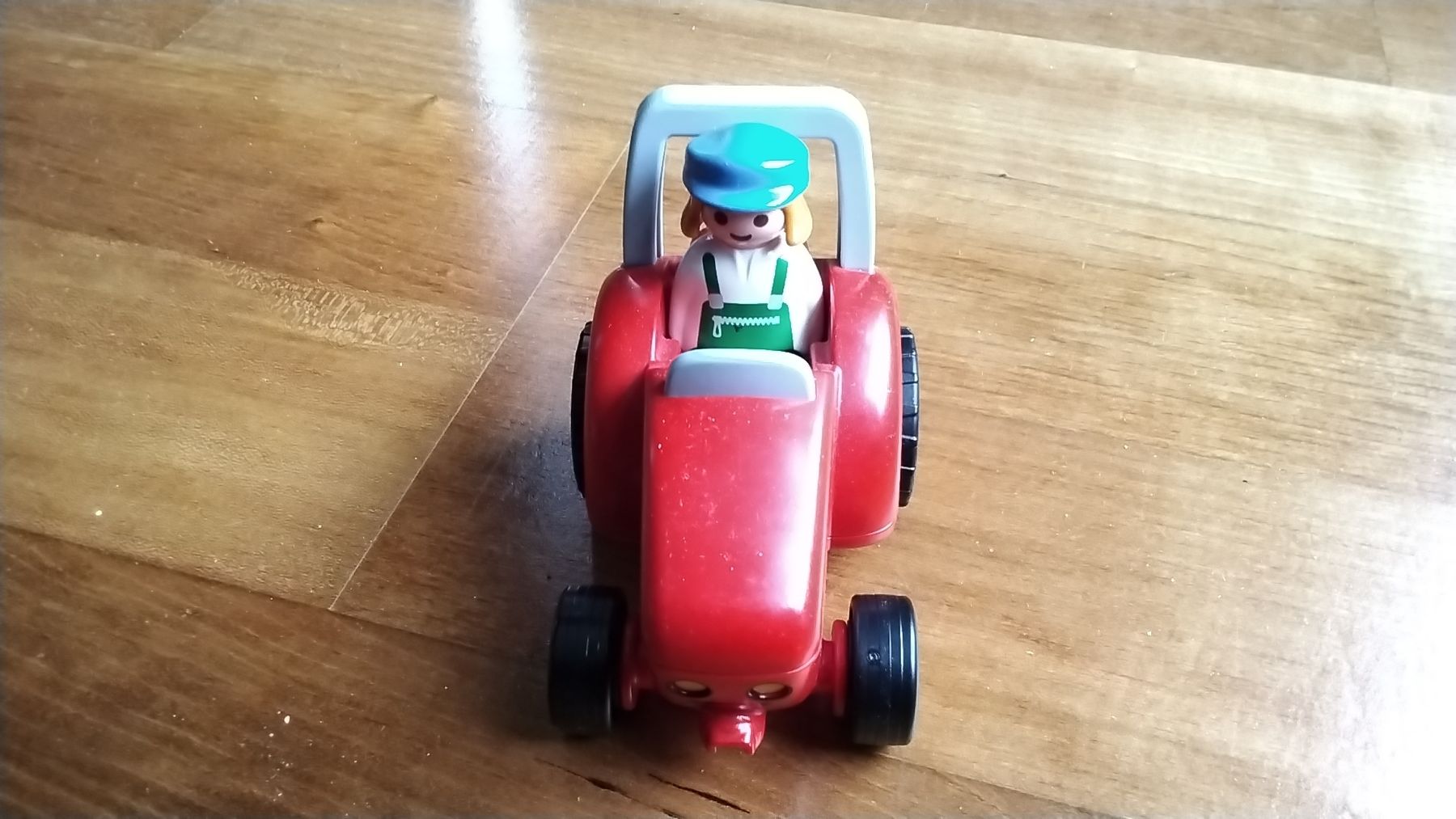 Playmobil Giocattoli: Playmobil 123 Traktor mit Bäuerin – Usato da Büren SO venduto da T02rickonSWE
