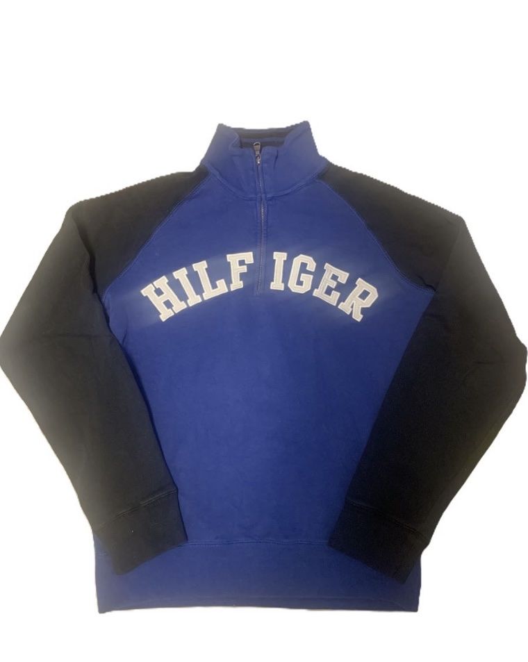 Tommy Hilfiger Maglioni & Felpe: Vintage Pullover Tommy Hilfiger, Size M – Usato da Münchenstein venduto da Alpinevintage