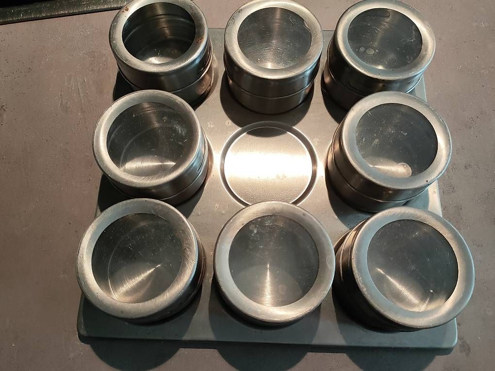 Giochi: Gewürzedose magnetische – Usato da Schlattingen venduto da armeFrau