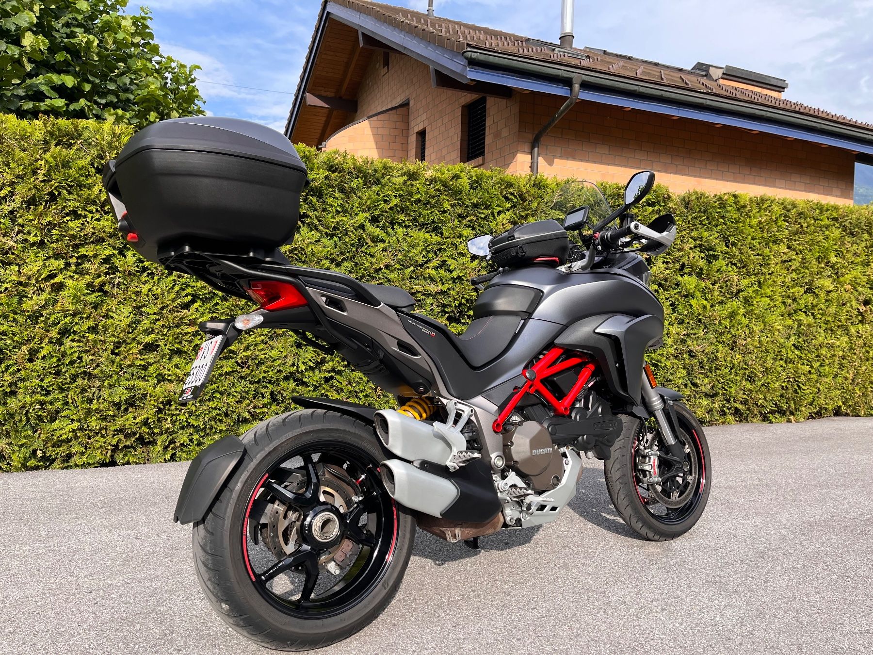 Ducati Strada: Ducati multistrada 1200 S – Usato da Vétroz venduto da ducatid16rr 1