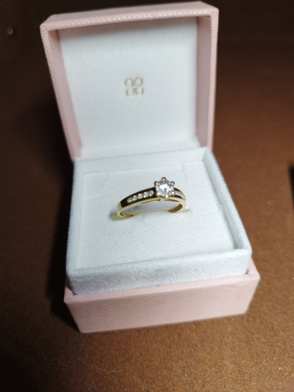 Bagues: Damen 18K Goldring , neuwertig – D'occasion à Lupfig par fred-feuerstein