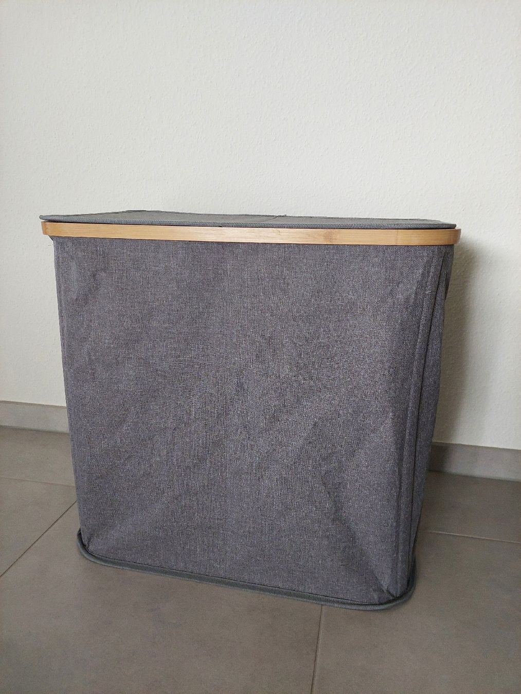 Paniers à linge: Wäschekorb mit 2 Fächer – D'occasion à Unterägeri par del_x5dk