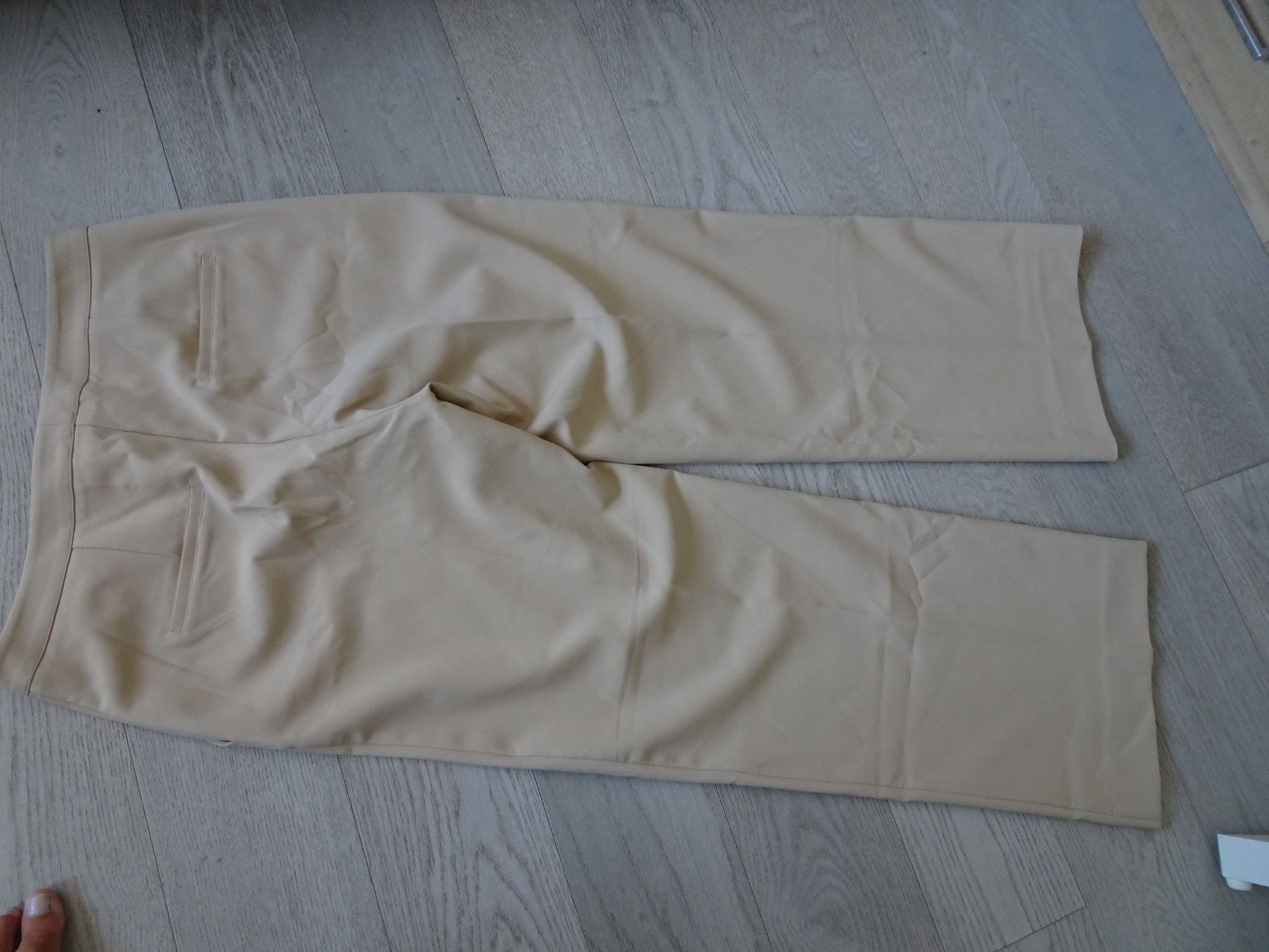 Pantaloni: Marlene Hose beige, neu, Designer Label, Gr. 44 – Nuovo (secondo la descrizione) da Winterthur venduto da Riiita 3