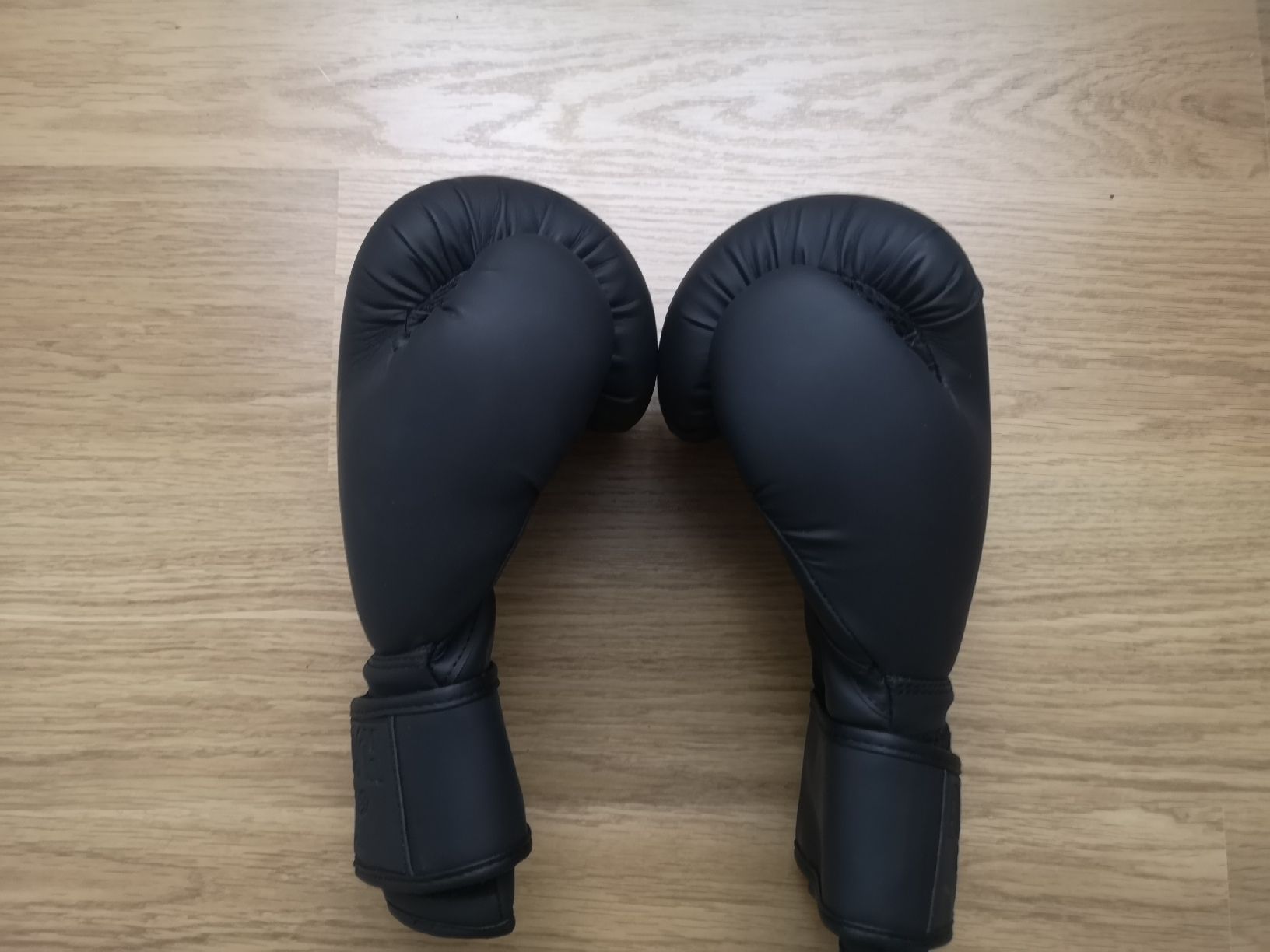 Handschuhe & Handstulpen: Neue Budo Boxhandschuhe Grösse 12 – Neu und originalverpackt aus Oftringen von Nilora 1
