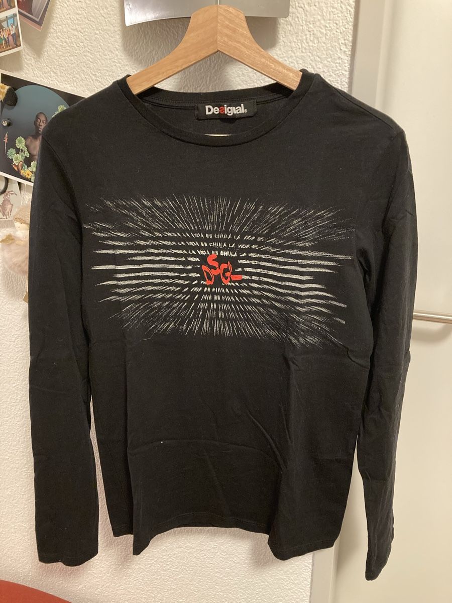 Desigual Hemden, T-Shirts & Polos: T-Shirt Desigual – Gebraucht aus Urtenen-Schönbühl von alessibas