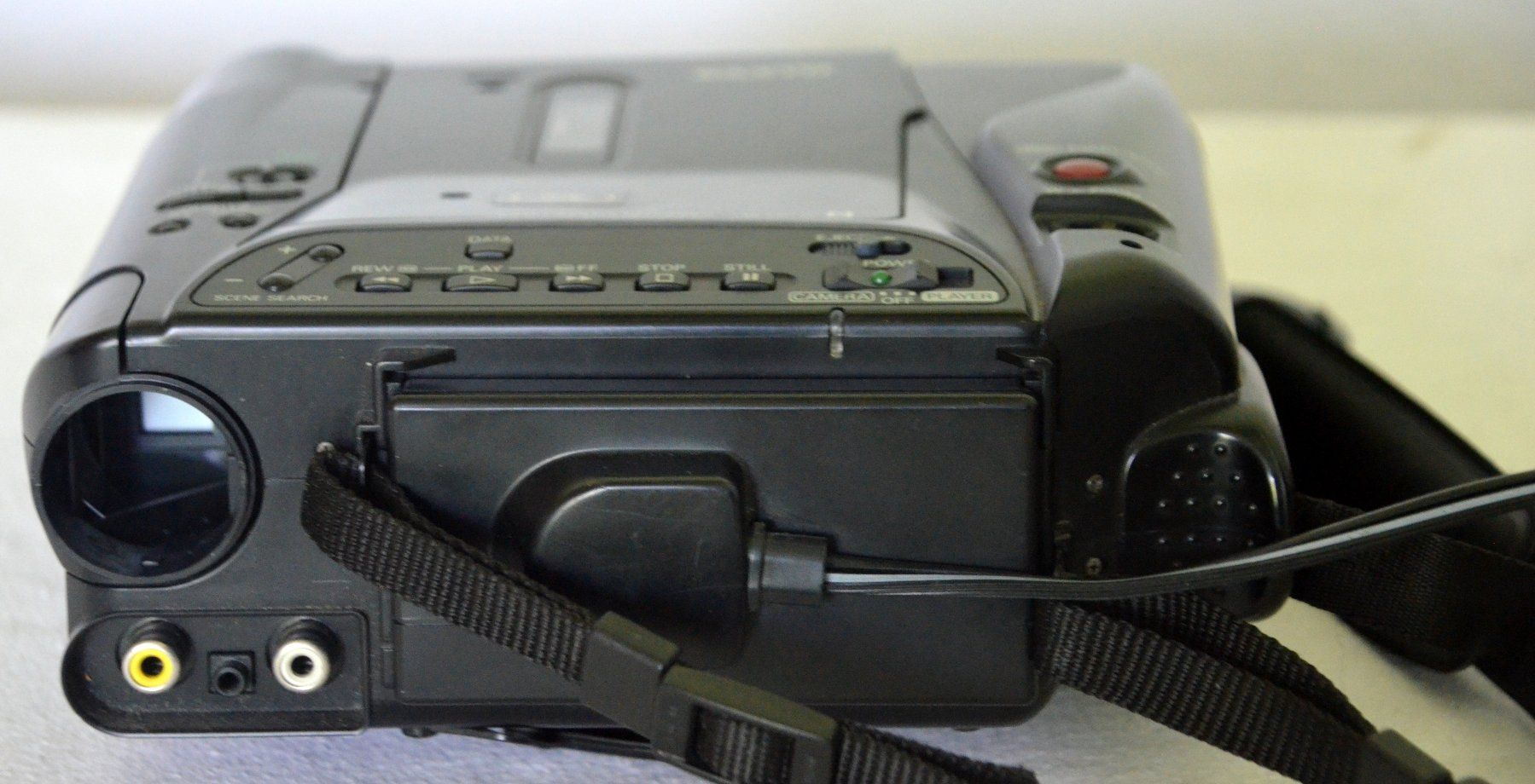 Sanyo Videocamere: Camcorder Sanyo VM-ES77P  Video8 caméscope – Difettoso da Collonges venduto da arashee 5