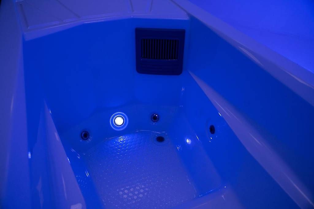Whirlpool: Eisbad-Jacuzzi , Ice Bad – Usato da St. Gallen venduto da Spa_at_Home911 3