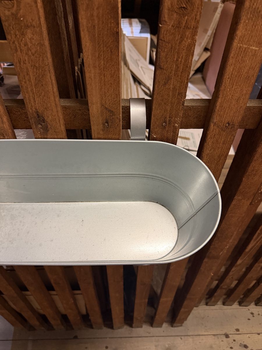 Ikea Blumentöpfe: Blumenkasten hängend, Metall  – Gebraucht aus Zürich von Nadgb1303 1